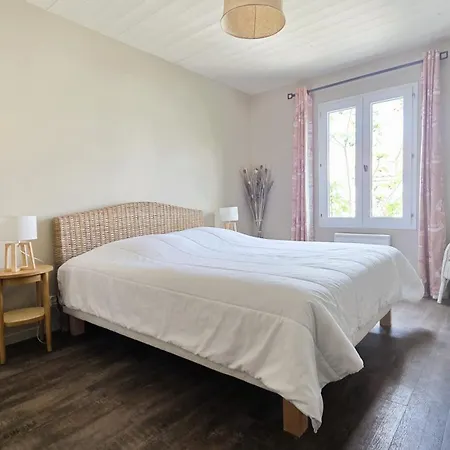 Prázdninový dům La Passerelle Grande Maison Avec Piscine Chauffee *