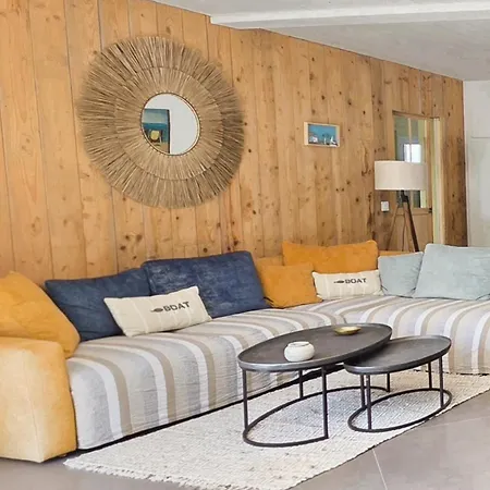 Prázdninový dům La Passerelle Grande Maison Avec Piscine Chauffee *