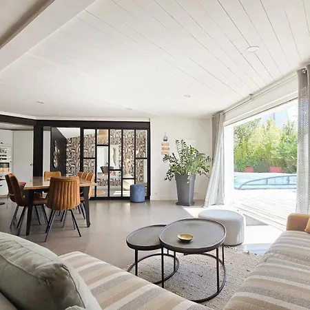 Prázdninový dům La Passerelle Grande Maison Avec Piscine Chauffee *